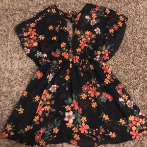 Floral top